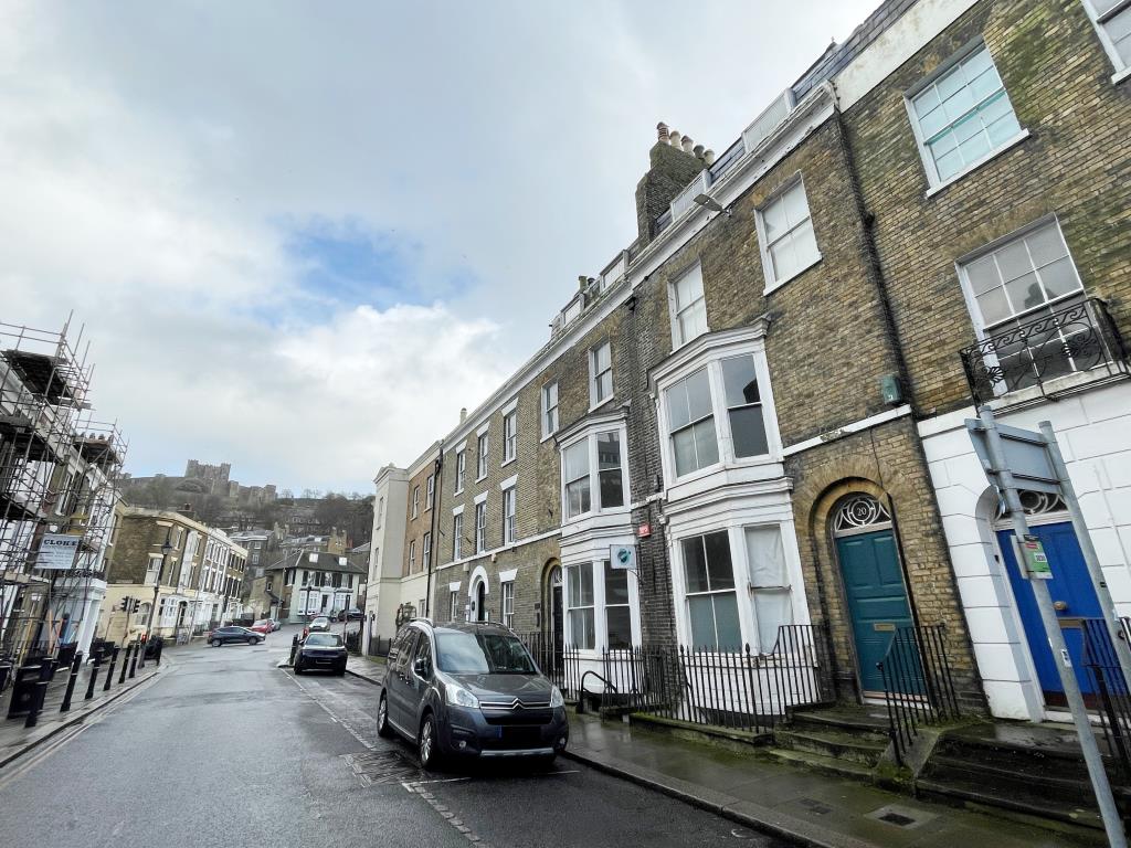 Lot: 96 - FIVE STOREY PERIOD BUILDING WITH POTENTIAL -